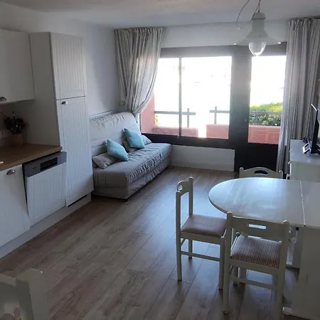Le Charme Des Hebrides Apartment Le Barcares
